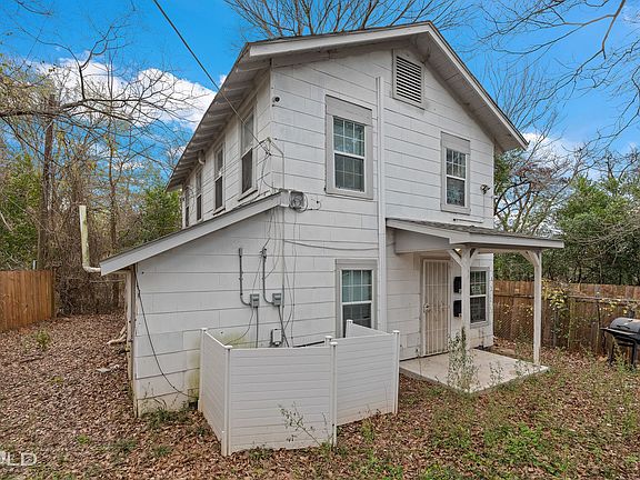 2nd image of 3215 Penick St #B