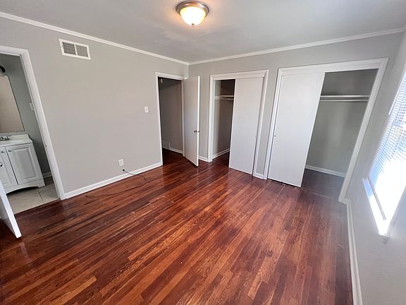 Bedroom #1 (Master bedroom)