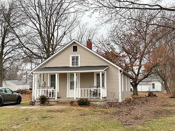 2nd image of 813 N Main St