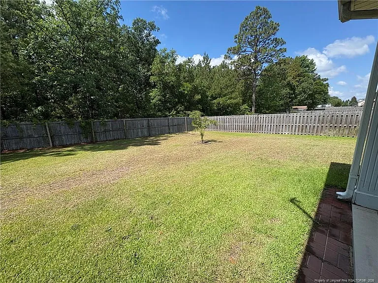 4007 Beaubien Dr — Photo 38