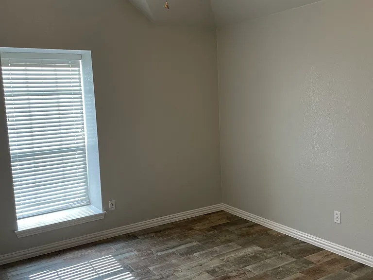 119 Clyde Dr — Photo 22