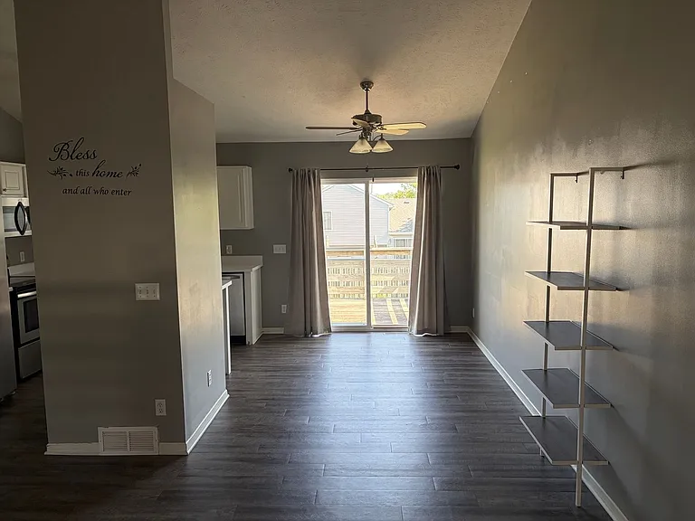 17516 Gertrude Cir — Photo 5