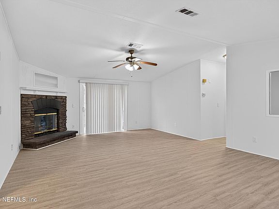 5th image of 2210 HIBISCUS Avenue