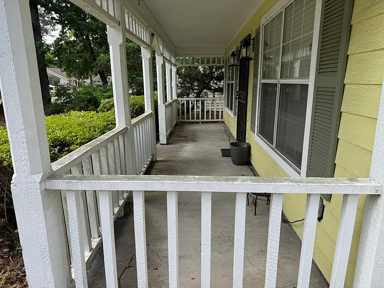 7327 Albert St — Photo 4