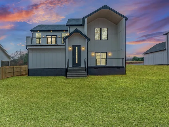 319 Hunts Bridge Rd, Greenville, SC 29617