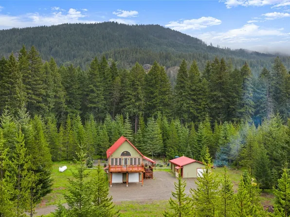 670 Silver Creek Road, Easton, WA 98925