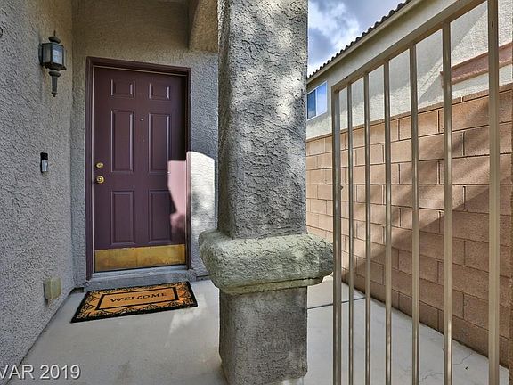 3rd image of 9416 Jewel Lake Ave