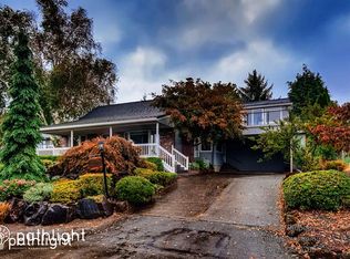 8904 SE Porter Rd, Vancouver, WA 98664
