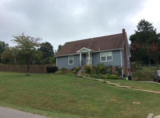 564 Briarwood Dr, Clarksville, TN 37040