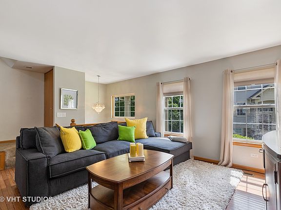 2nd image of 18598 W Sterling Ct