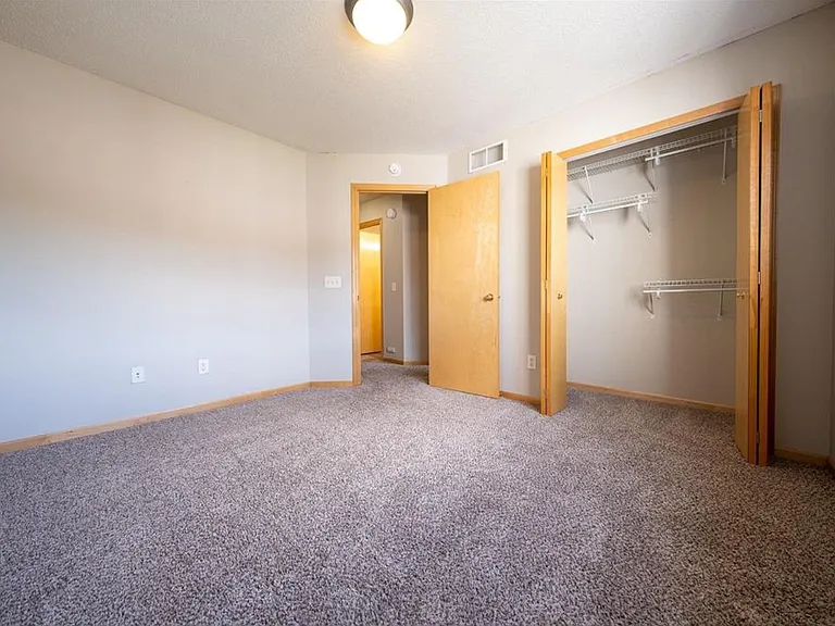 6754 Pine Crest Trl S — Photo 17