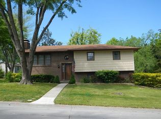 1781 S El Chaparral Ave, Columbia, MO 65201
