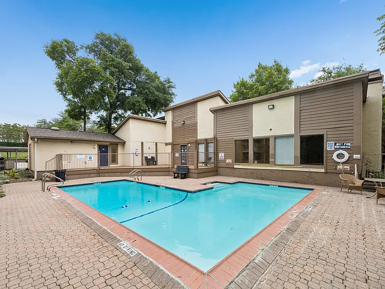 Tealwood Apartment Homes — Photo 15