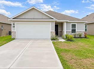 509 Oak Chase Ave, Dayton, TX 77535