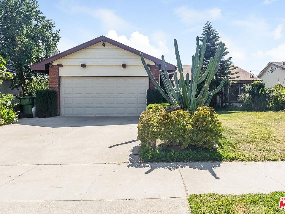 1st image of 13207 De Garmo Ave