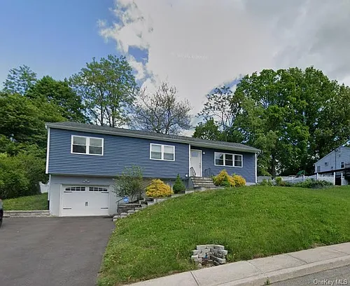 29 Heaney Dr Photo 1