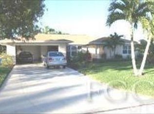 1905 SE 39th St, Cape Coral, FL 33904