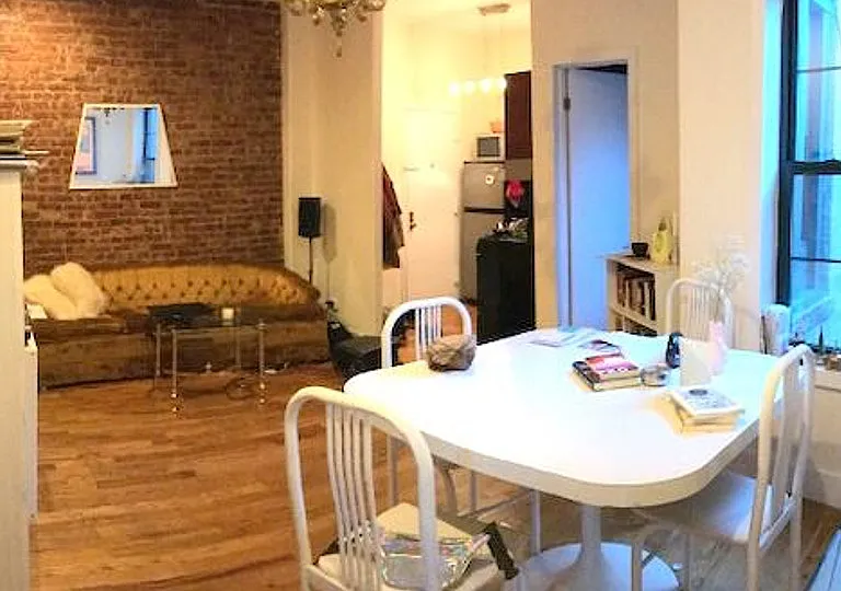 206 Scholes St #8 — Photo 7