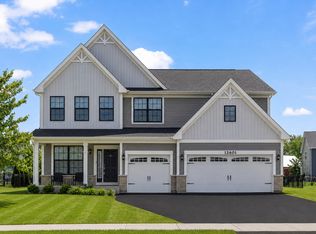 12601 S Poplar Xing, Plainfield, IL 60585