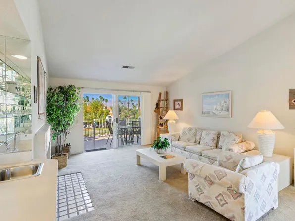 190 Firestone Dr, Palm Desert, CA 92211