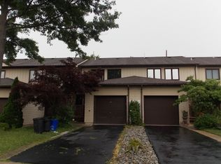 45 Canterberry Cir, Flemington, NJ 08822