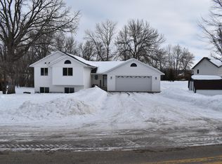 1705 W Latoka Dr SW, Alexandria, MN 56308