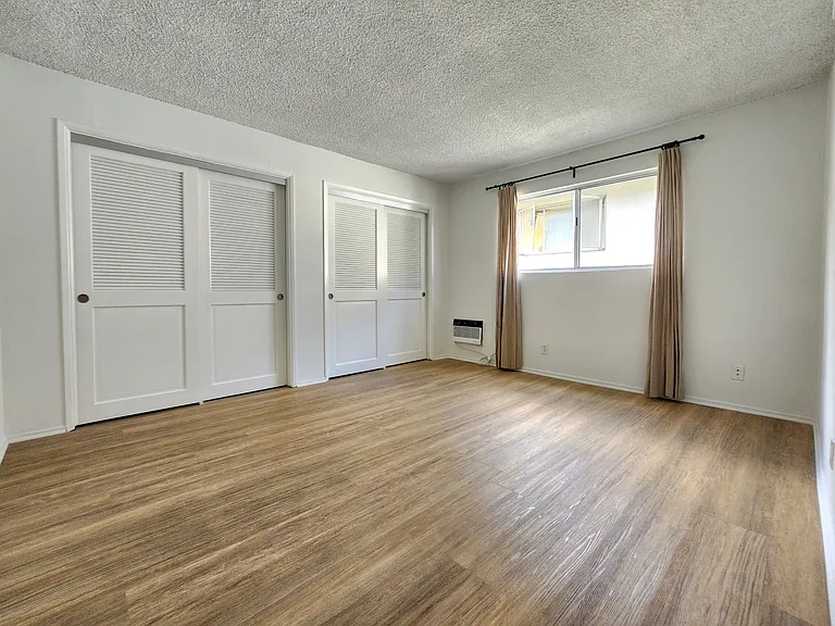11838 Goshen Ave #7 — Photo 11