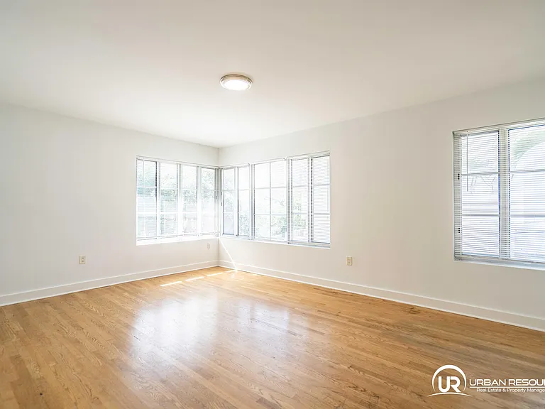 2425 Flamingo Pl #12 — Photo 7