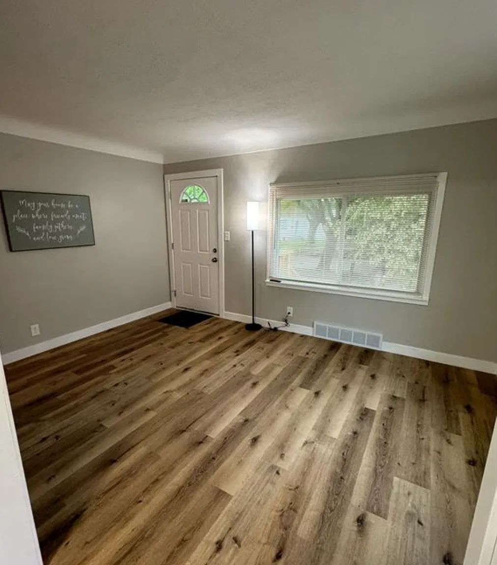 2 bed, 725 sqft, $1,150 — Photo 2