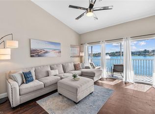 541 Windsor Sq, Naples, FL 34104