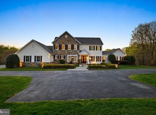 6 Mark Meadow Ct, Reisterstown, MD 21136