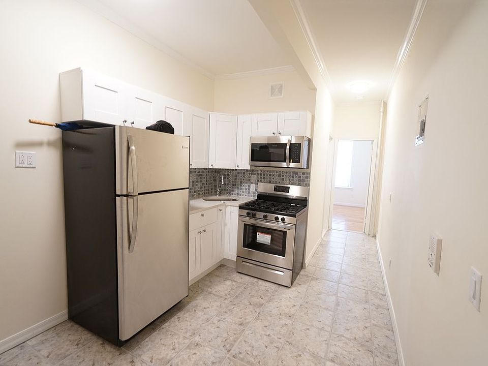 1st image of 34 Garnet St #1A