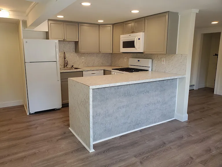 61 Lafayette Ave #1 — Photo 5