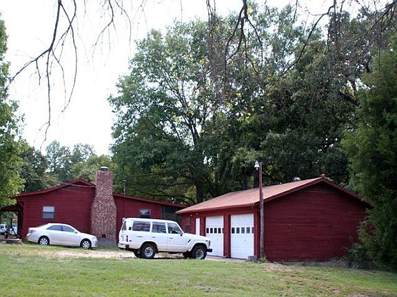 4th image of 6569 Hillcrest Dr