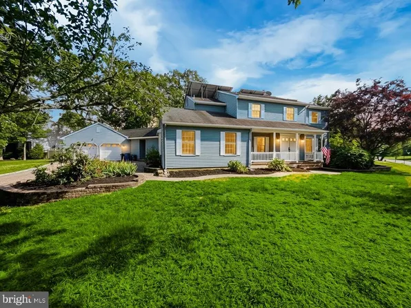 705 Princeton Rd, Lanoka Harbor, NJ 08734