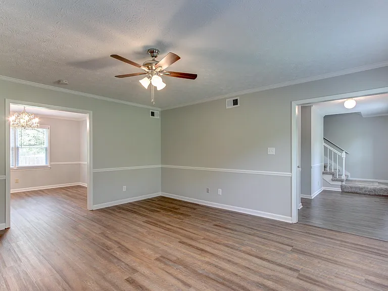 180 Fairfield Cir — Photo 9