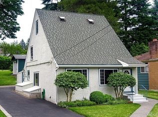 11714 38th Ave NE, Seattle, WA 98125