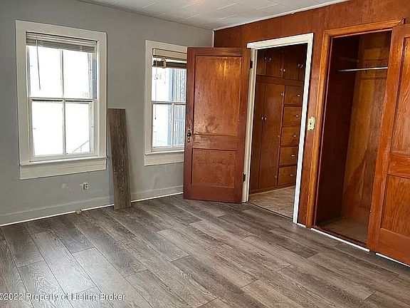 3rd image of 216 B St N