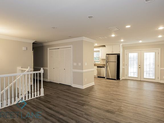 5th image of 3929 Bentley Dr