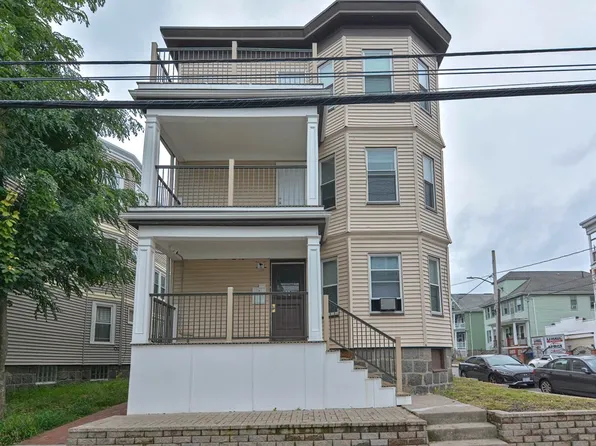 365 Centre St, Dorchester, MA 02122