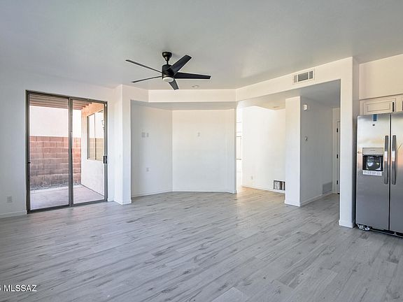 5th image of 185 E Calle Zavala