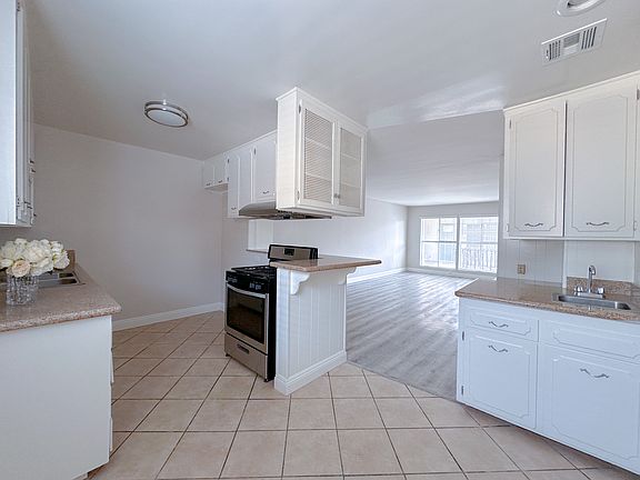5th image of 618 S 6th St #821-15