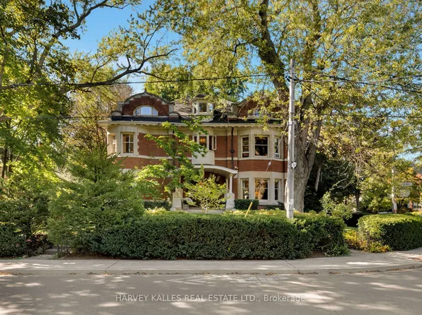 114 Glen Rd, Toronto, ON M4W 2V9