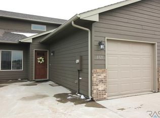 8321 W 56th St #7B, Sioux Falls, SD 57106