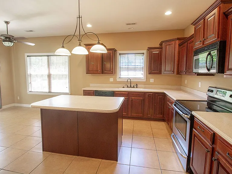 5305 Chamois Dr — Photo 12