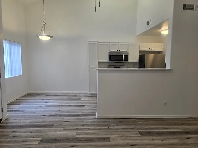 4309 Woodwell St #0 — Photo 6