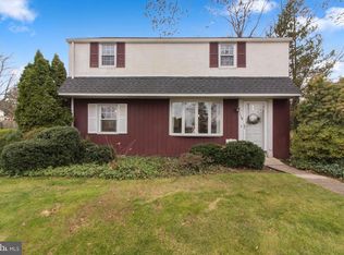 110 Ulmer Ave, Oreland, PA 19075