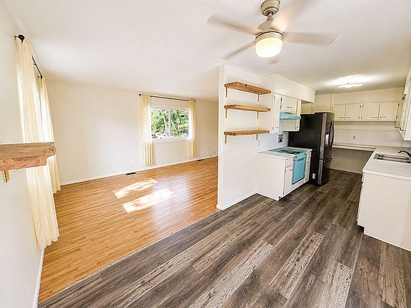 5th image of 9507 Binney St