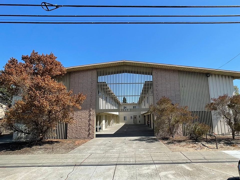 1st image of 2217 Otis Dr #G