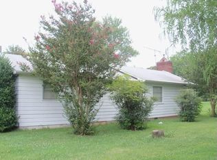 1050 Moon Dr, Rural Hall, NC 27045